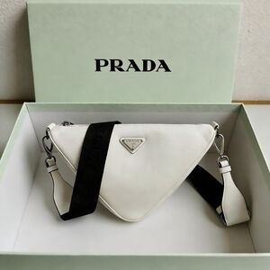 <AUTHENTIC>Prada Triangle Pouch in White